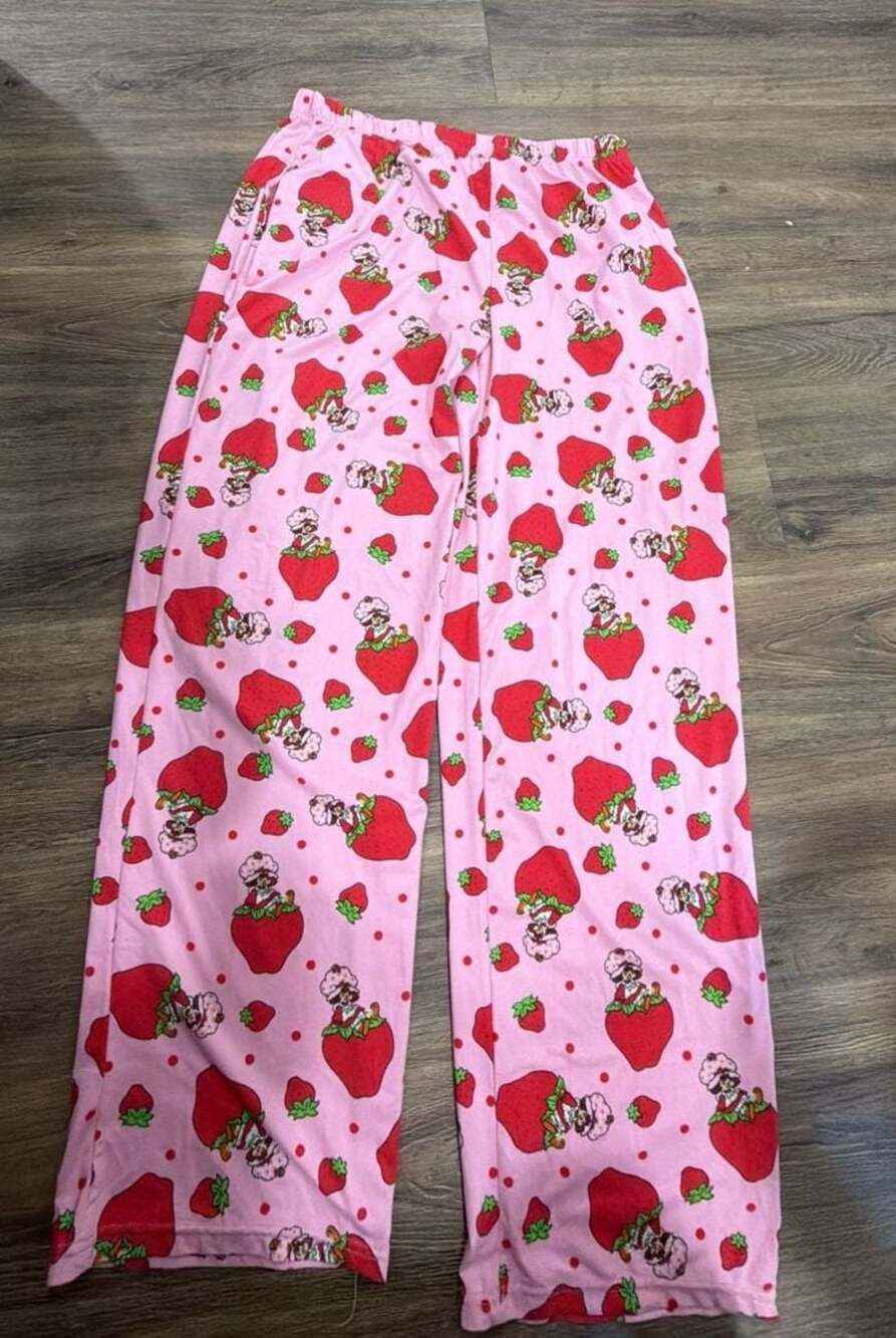 Strawberry Shortcake Women's Graphic Print Pajama Sleep Pants